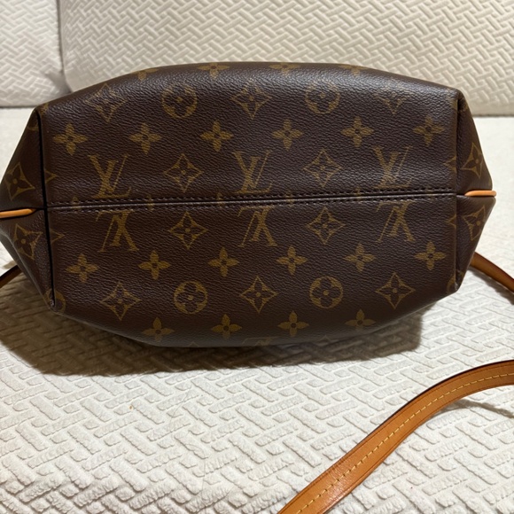 Louis Vuitton Turenne PM - Picture 11 of 11